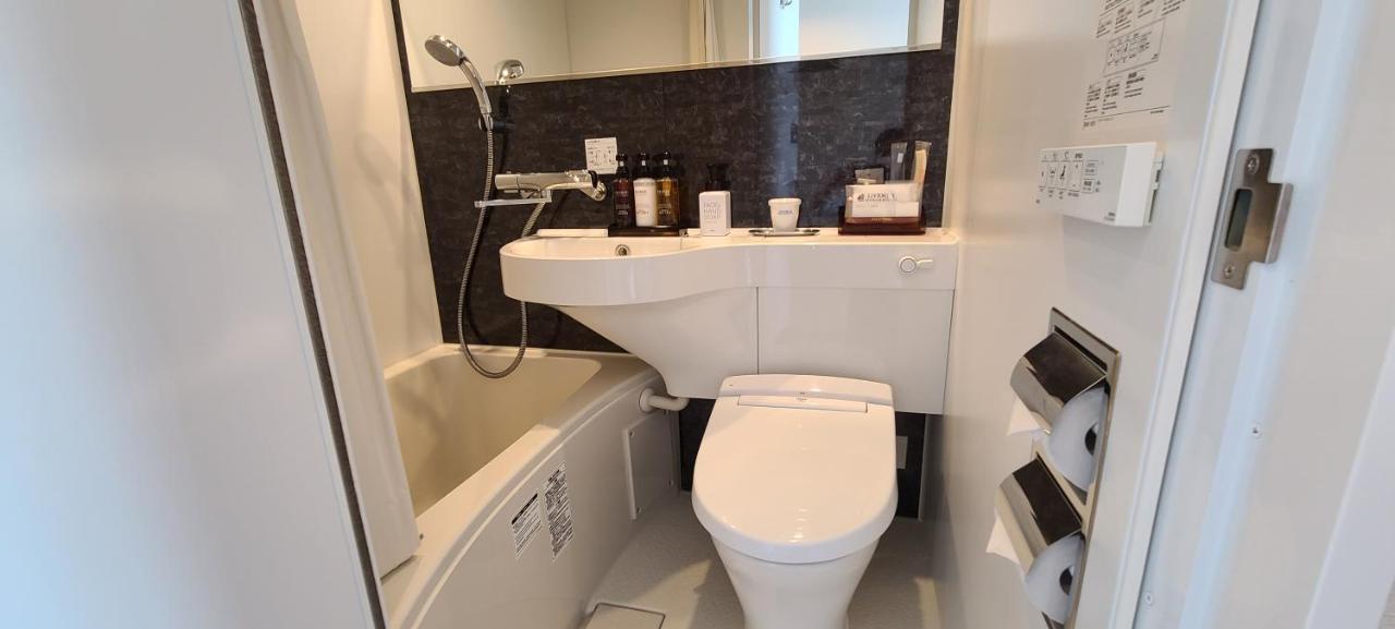 Hotel Livemax Akasaka Grande Tokyo Bagian luar foto